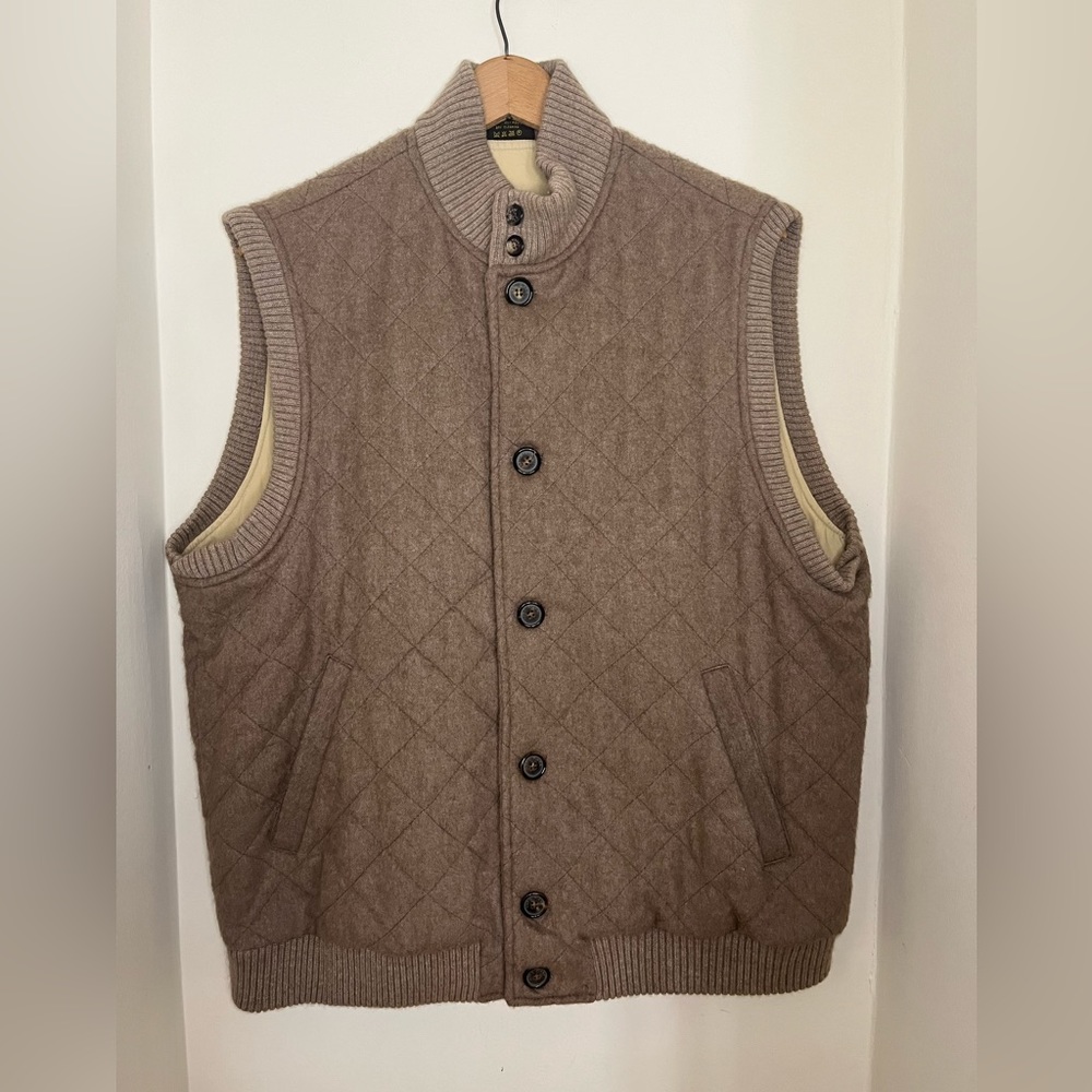 Loro Piana 100% cashmere vest